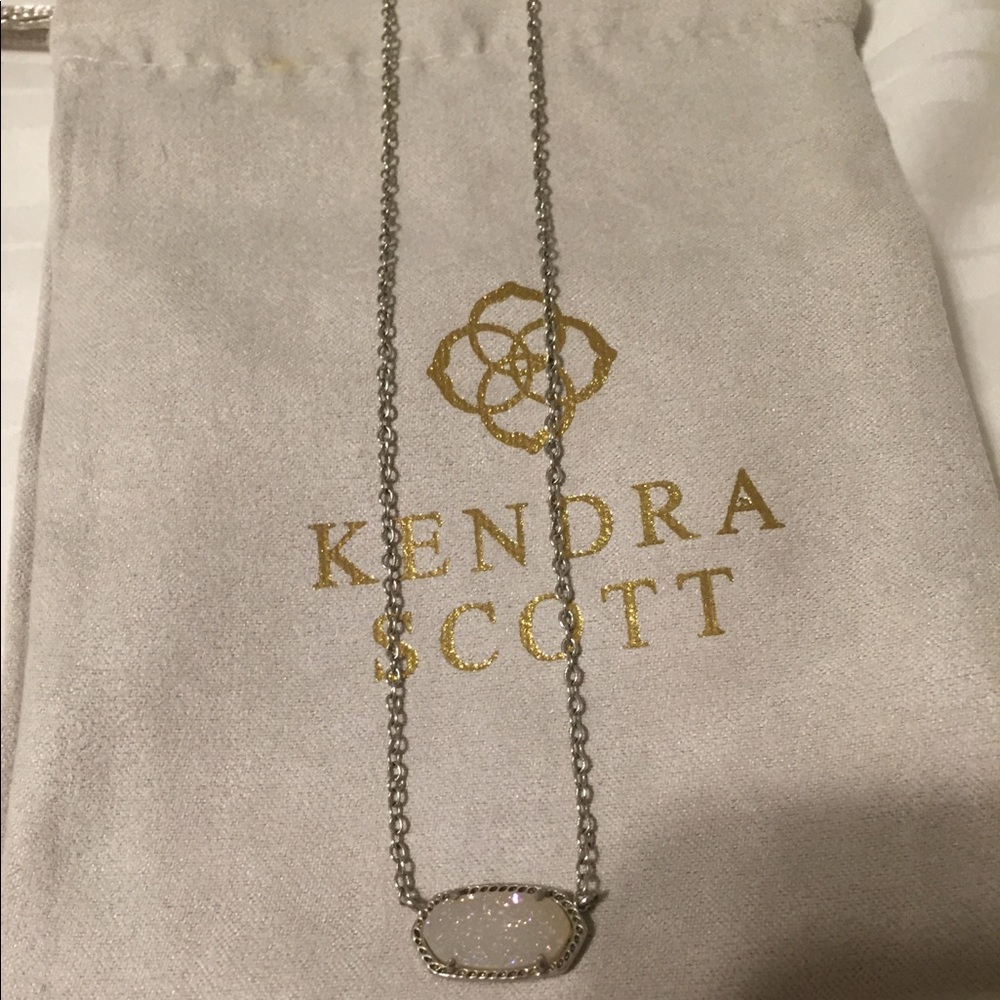 Kendra Scott “Elisa” necklace in iridescent drusy